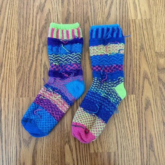 Lot of 2 Blue/ Purple, Green/Blue Solemate Womens Socks Set - Picture 8 of 9